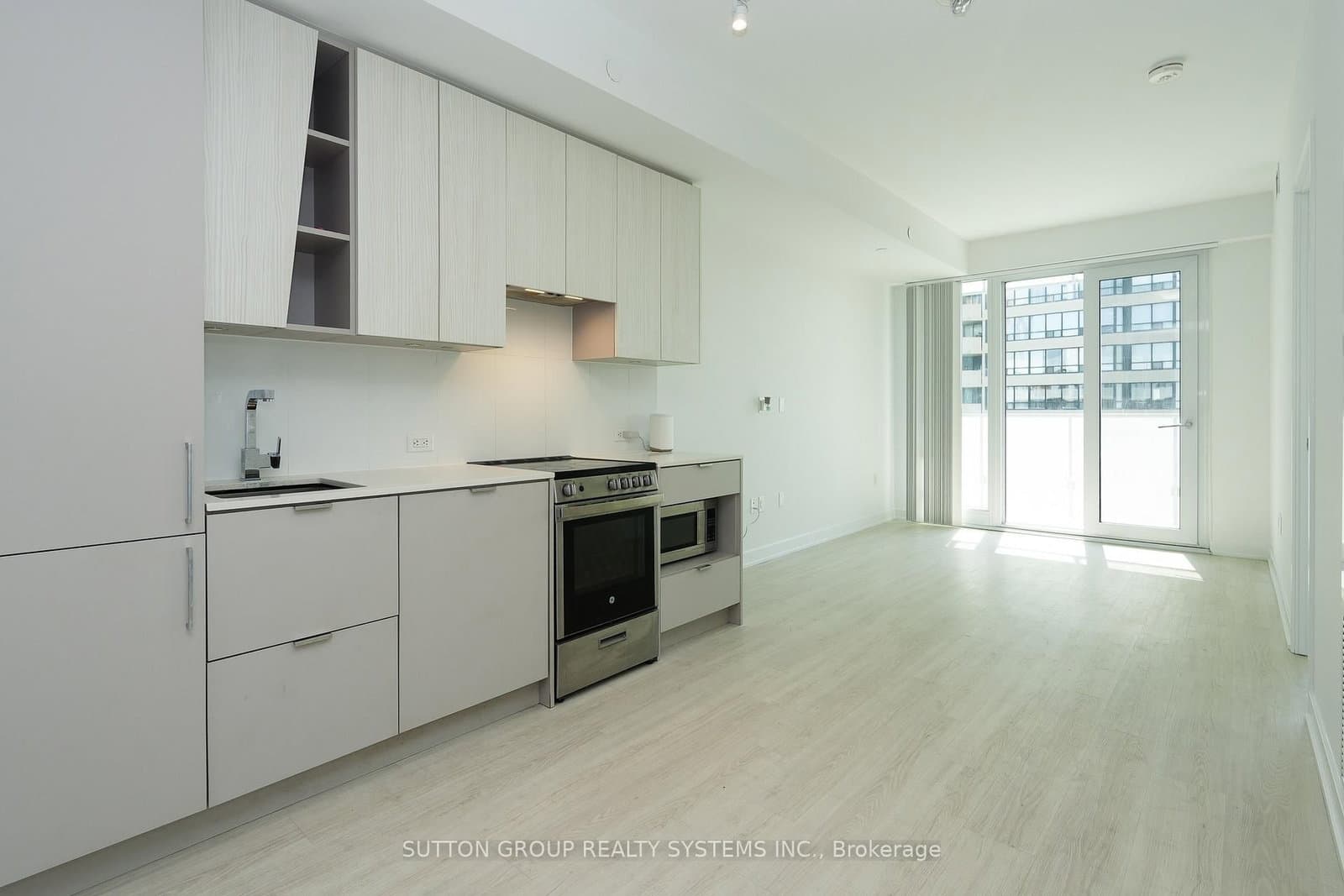 3883 Quartz Road, Unit 520 thumbnail 6