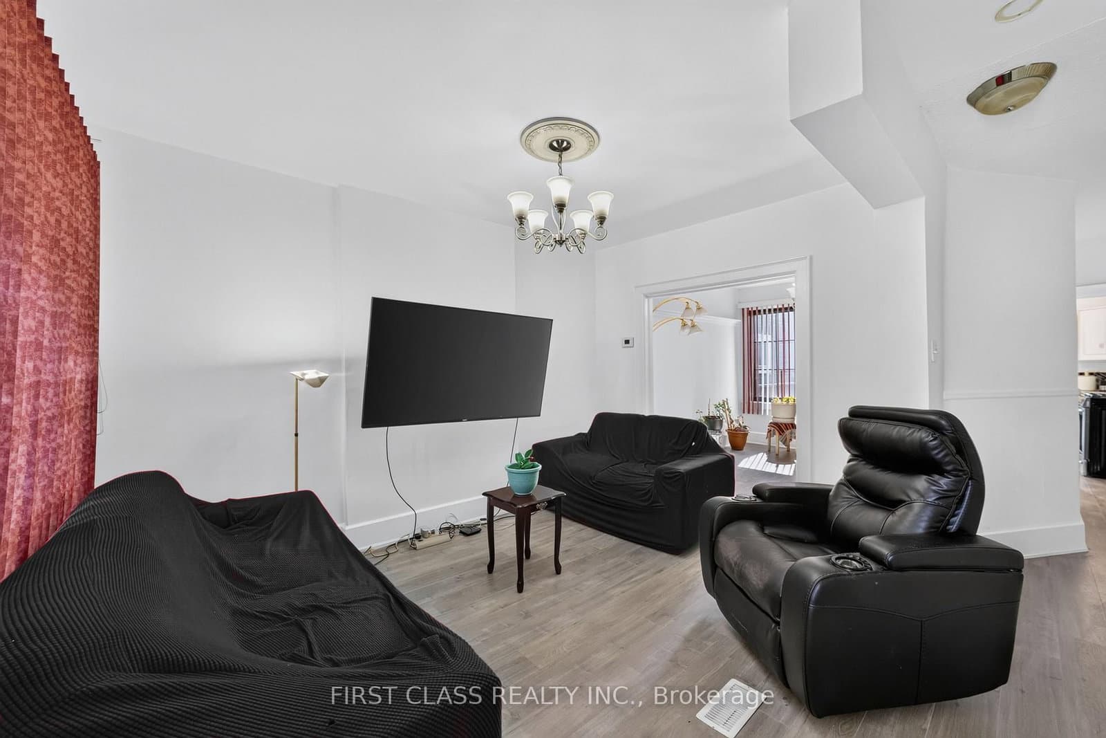 150 Caledonia Road thumbnail 7