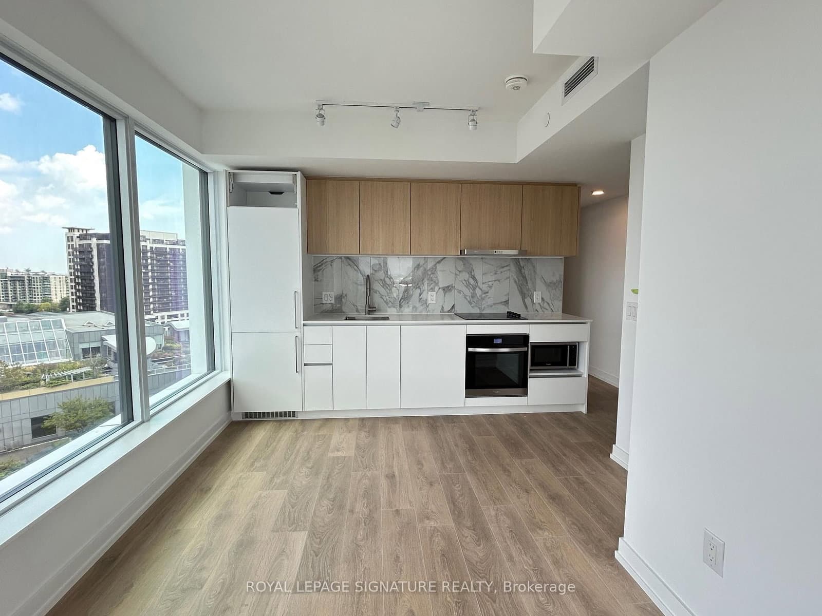 1100 Sheppard Avenue W, Unit 1130 thumbnail 3