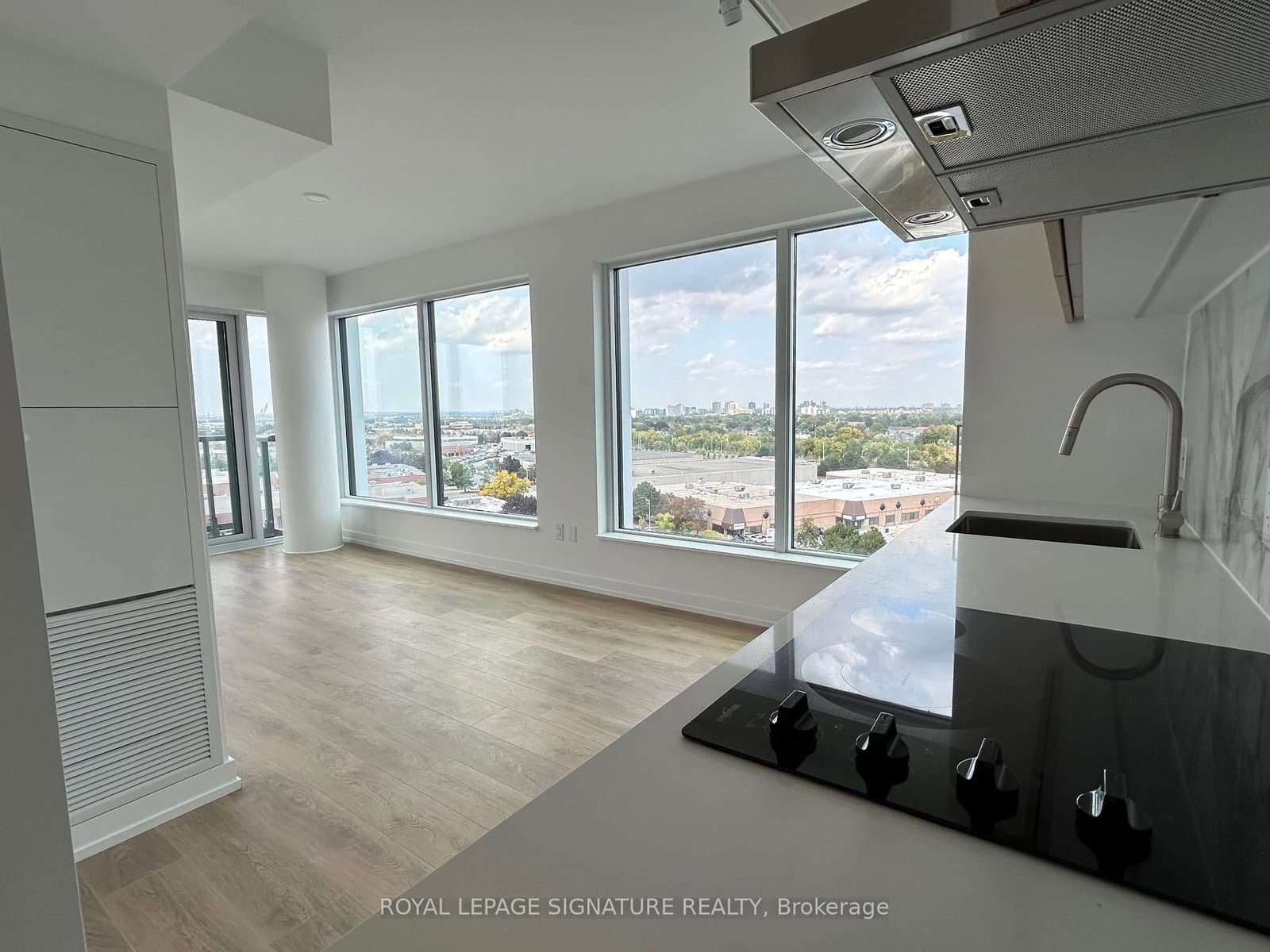 1100 Sheppard Avenue W, Unit 1130 thumbnail 4