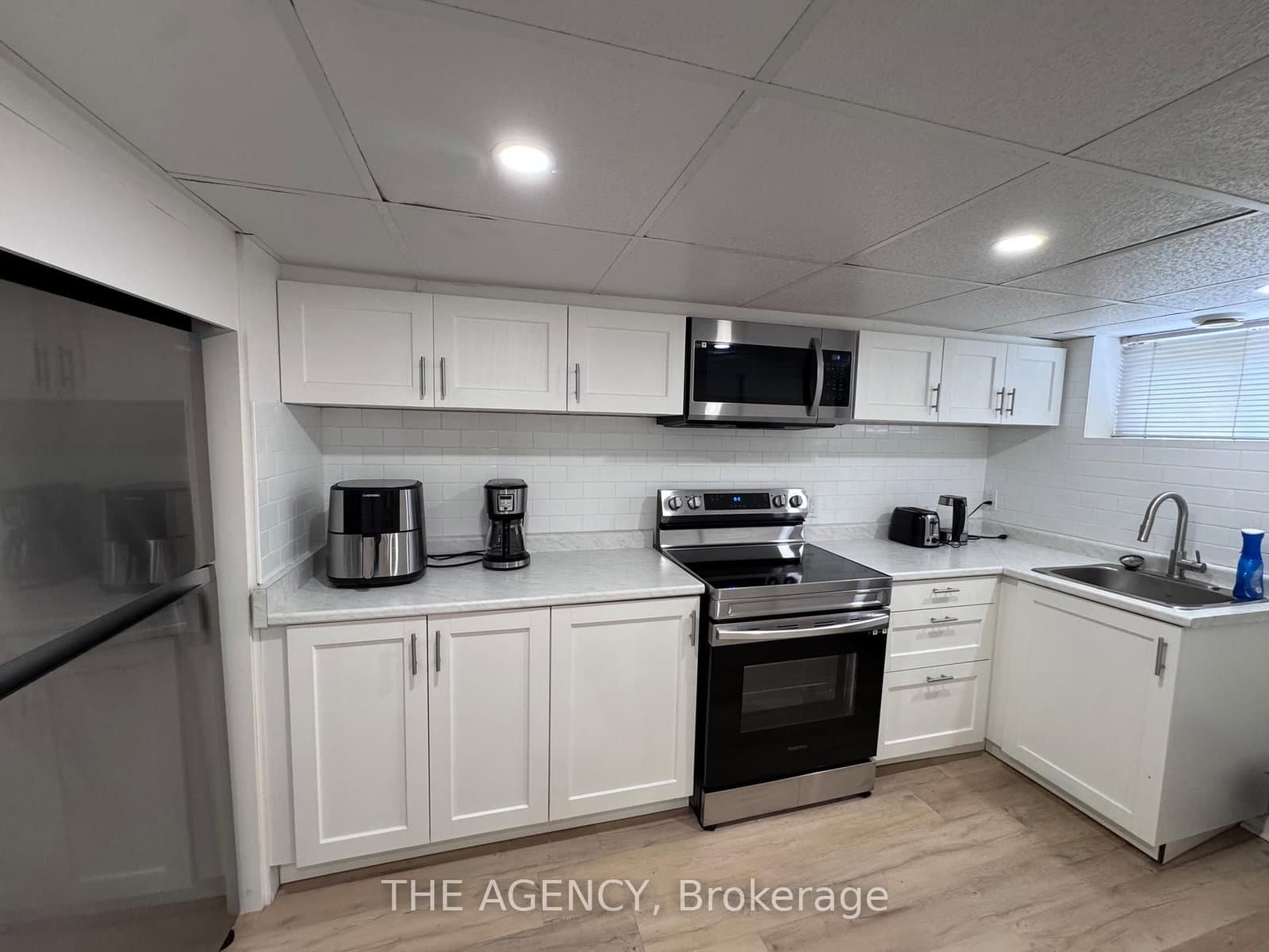 26 Beaverbrook Avenue, Unit Basement thumbnail 4