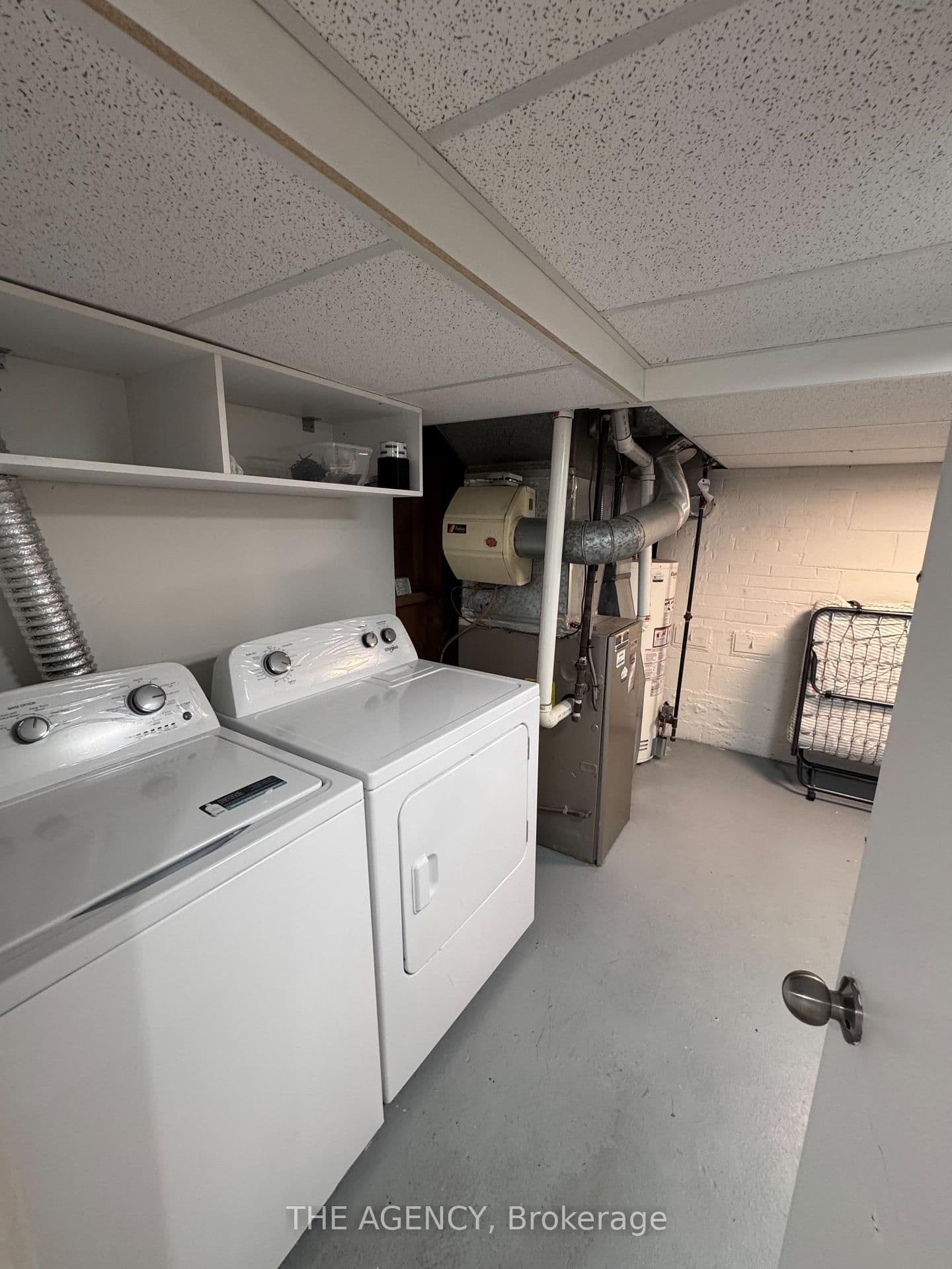26 Beaverbrook Avenue, Unit Basement thumbnail 8