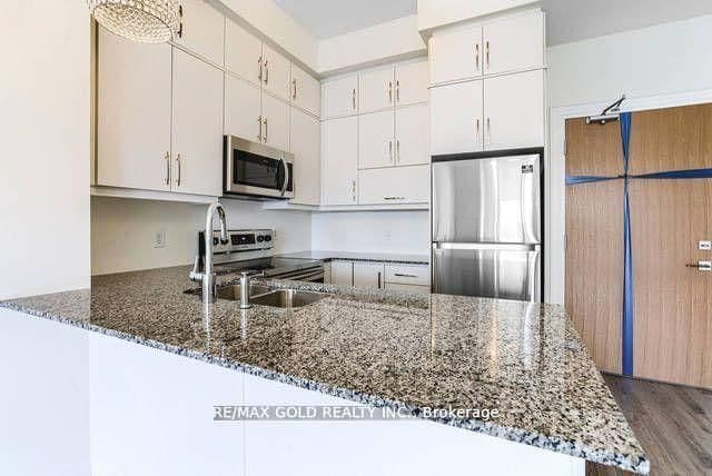 128 Grovewood Common, Unit 607 thumbnail 6