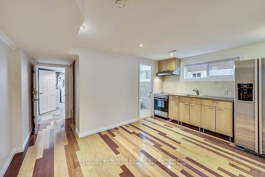 28 Jellicoe Avenue, Unit Lower thumbnail 4