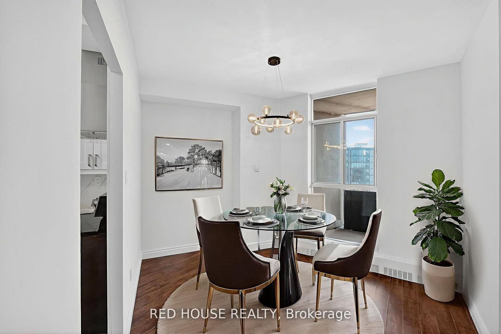 5250 Lakeshore Road, Unit 809 thumbnail 12
