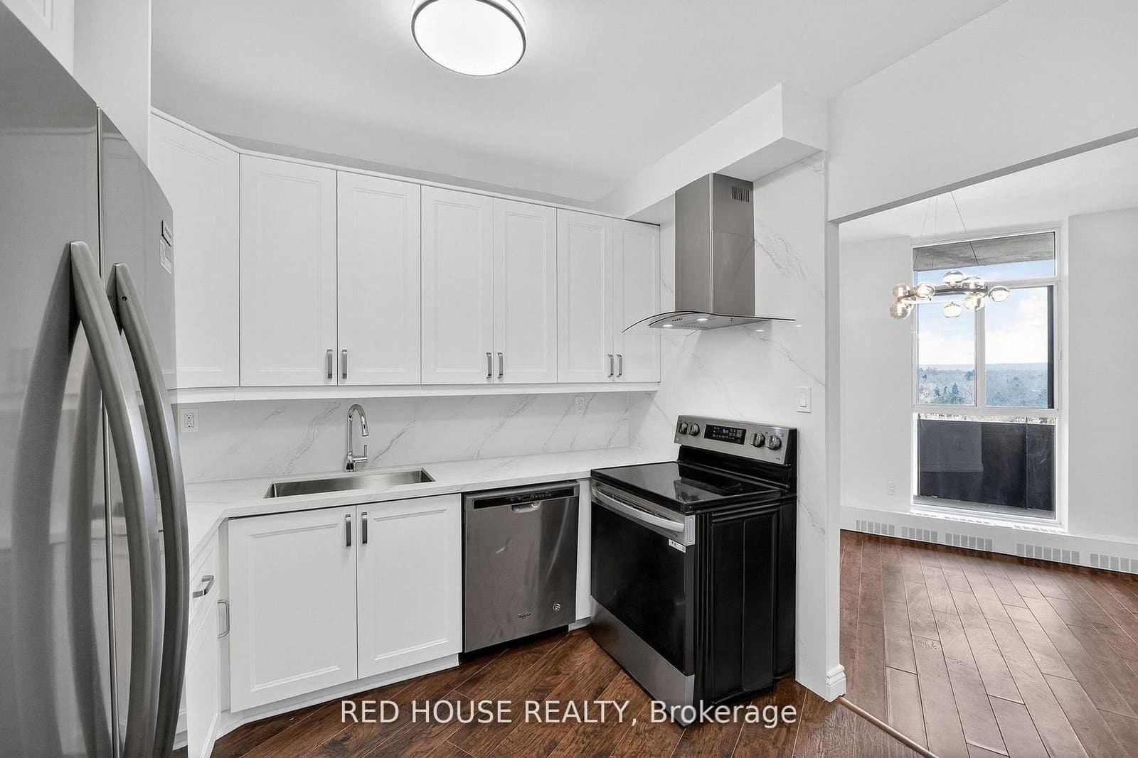 5250 Lakeshore Road, Unit 809 thumbnail 15