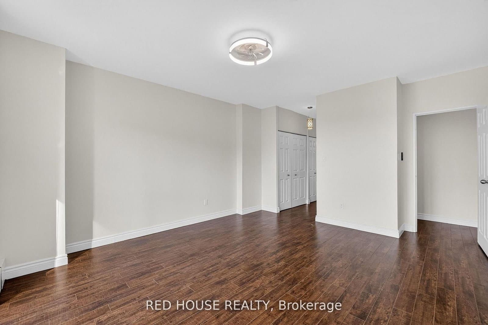 5250 Lakeshore Road, Unit 809 thumbnail 22