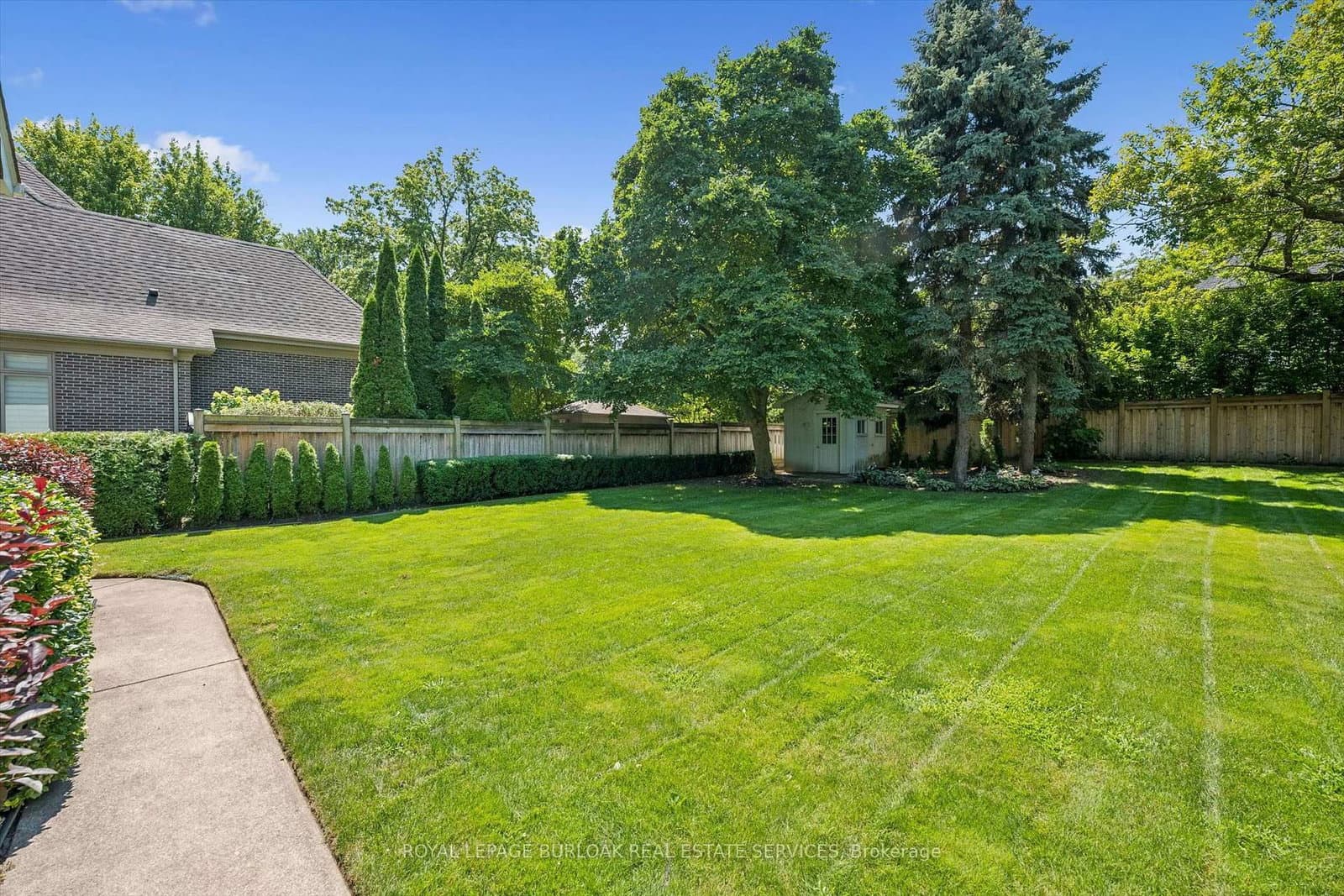138 Appleby Place thumbnail 33