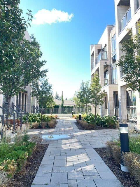 721 Lawrence Avenue W, Unit 71 thumbnail 2