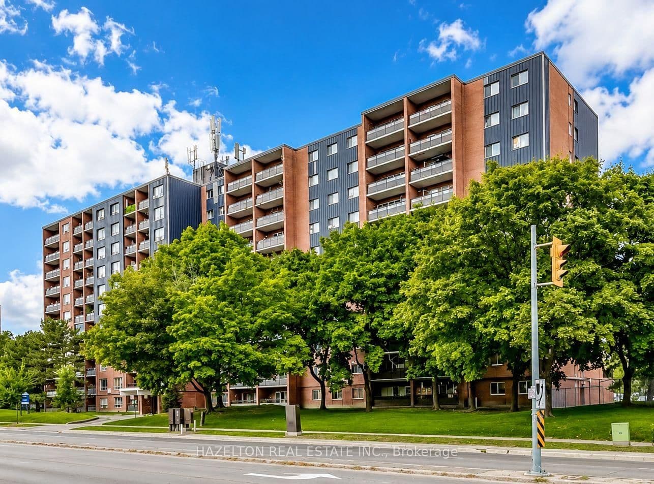 1665 Bloor Street E, Unit 1002 thumbnail 13