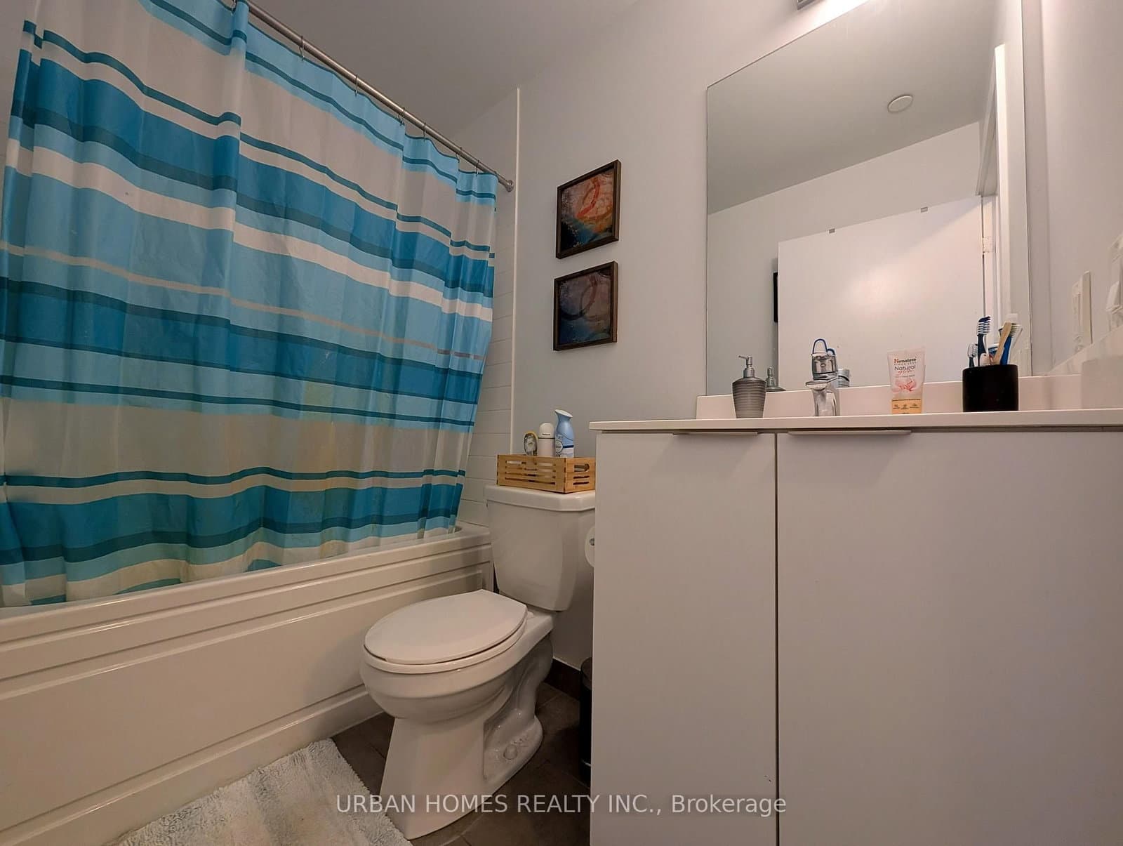 30 Shore Breeze Drive, Unit 1512 thumbnail 13