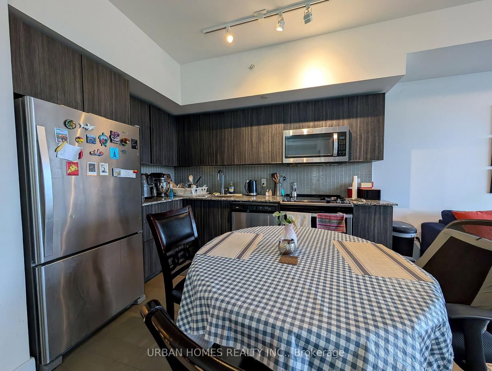 30 Shore Breeze Drive, Unit 1512 thumbnail 4