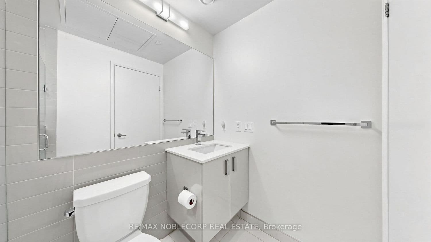 10 Gibbs Road, Unit 1005 thumbnail 23