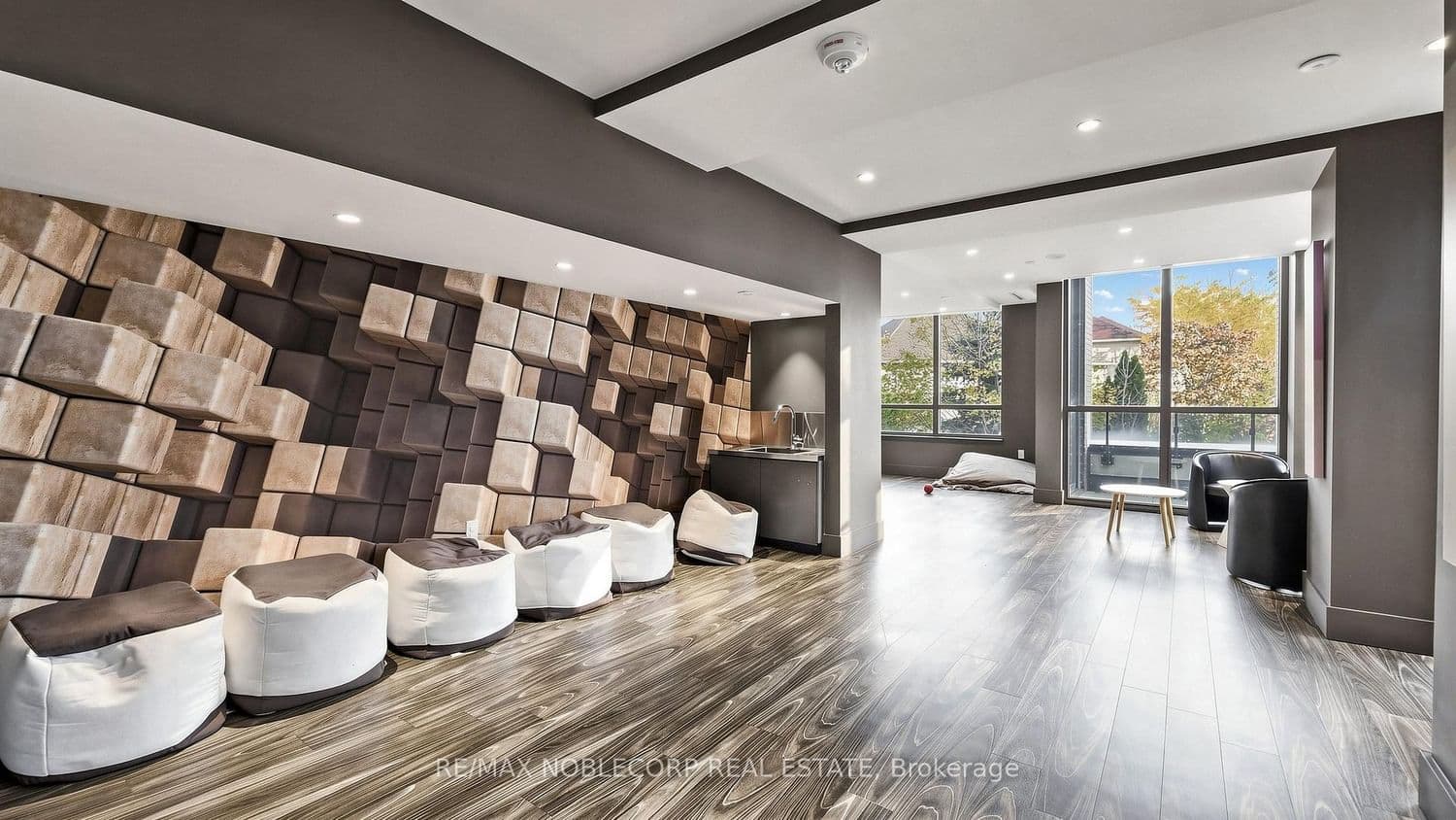 10 Gibbs Road, Unit 1005 thumbnail 44