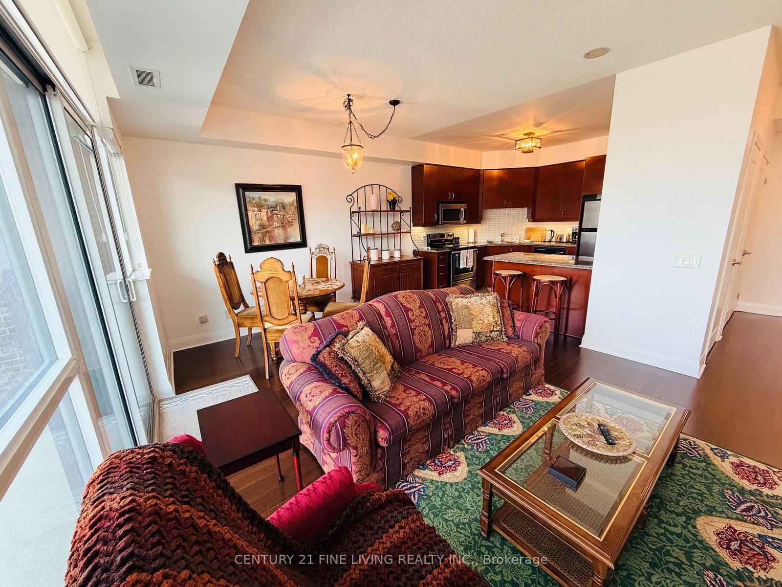 1 Hurontario Street, Unit 201 thumbnail 2