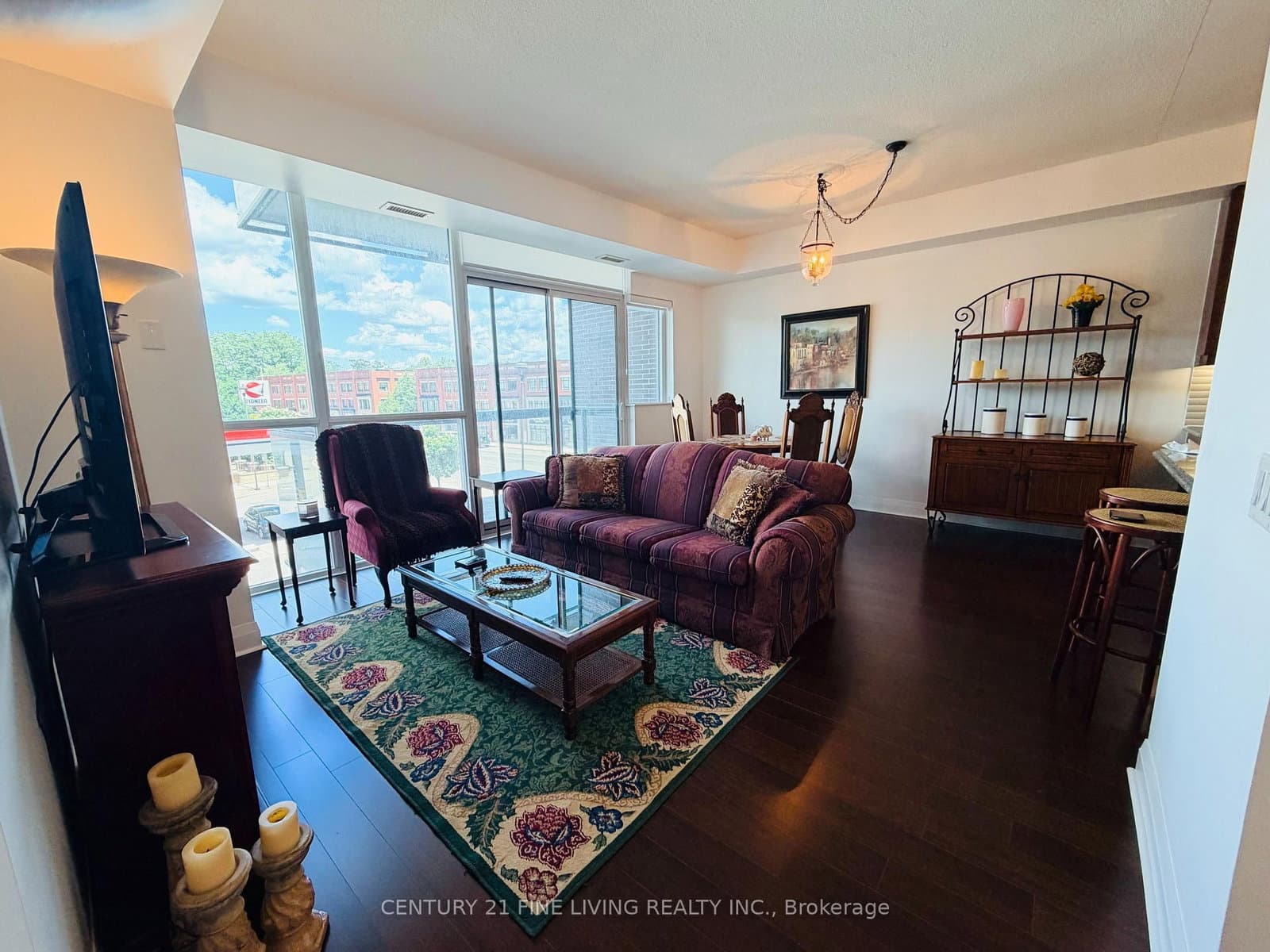 1 Hurontario Street, Unit 201 thumbnail 8