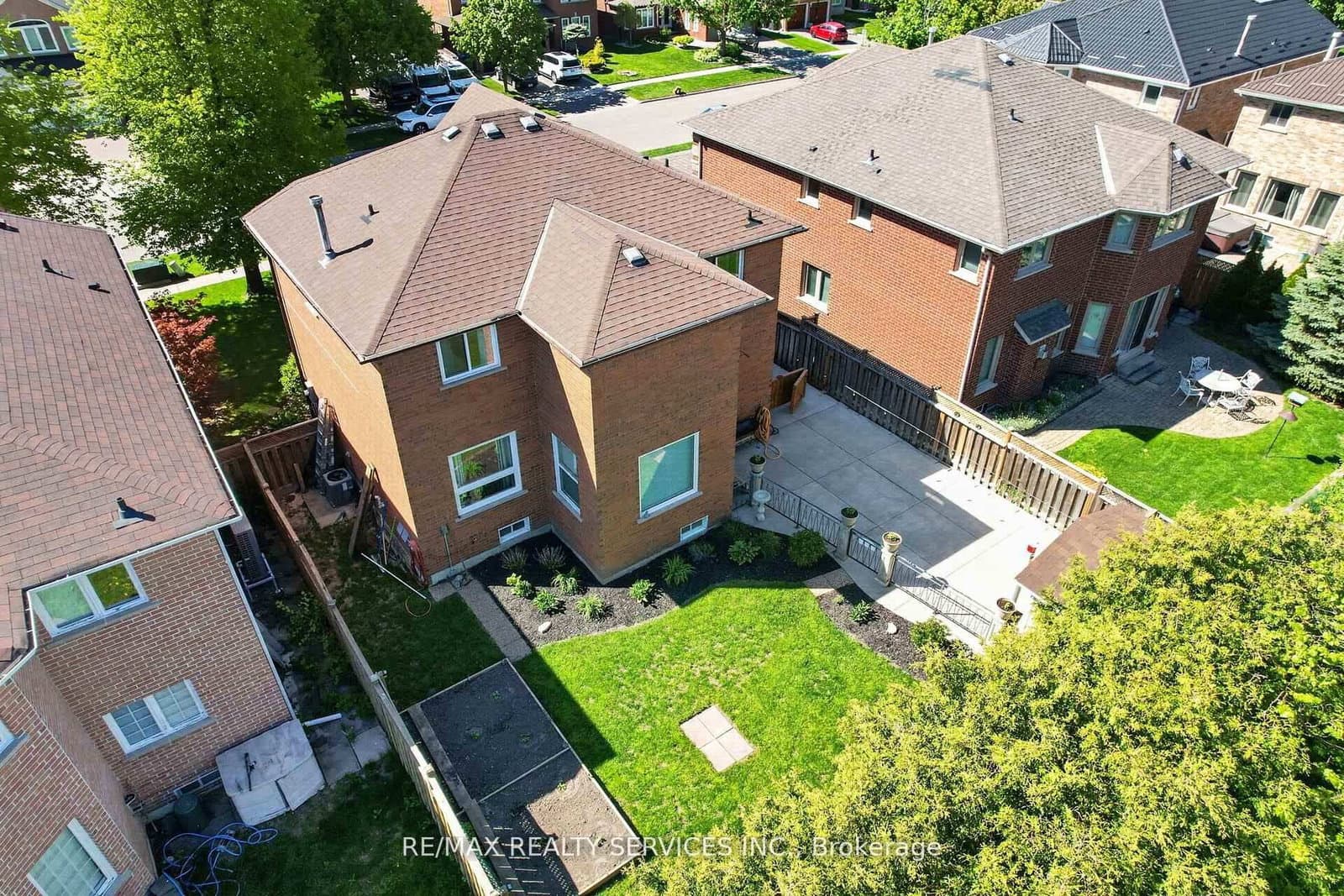 150 Royal Valley Drive thumbnail 47