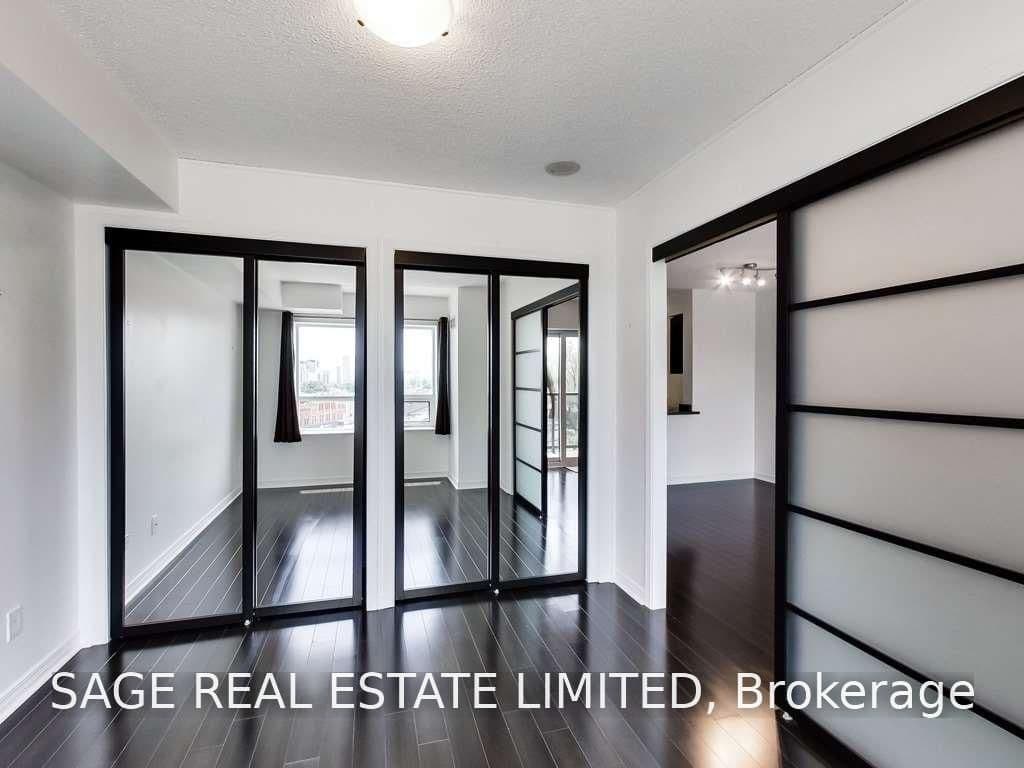 60 Heintzman Street, Unit 636 thumbnail 18