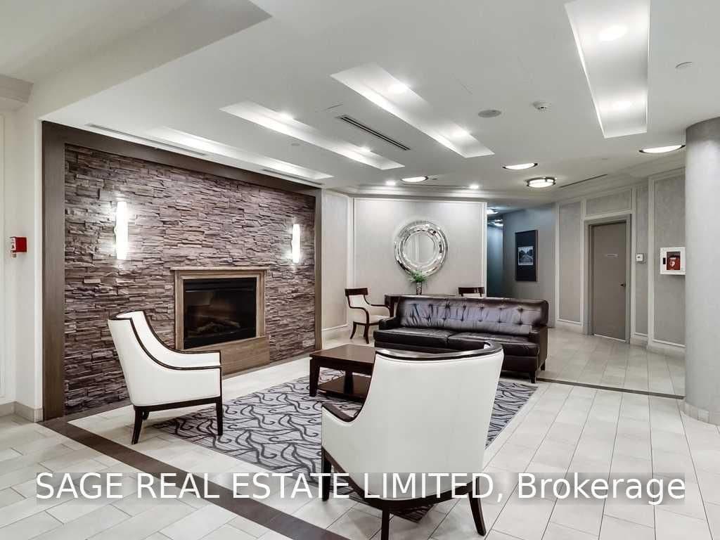 60 Heintzman Street, Unit 636 thumbnail 2