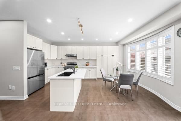 10 Rougebank Avenue thumbnail 14
