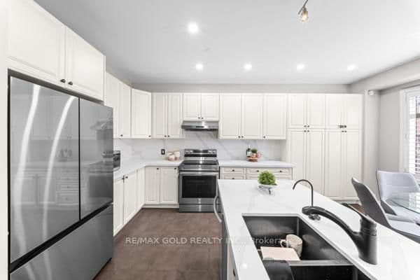 10 Rougebank Avenue thumbnail 16