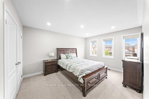 10 Rougebank Avenue thumbnail 32