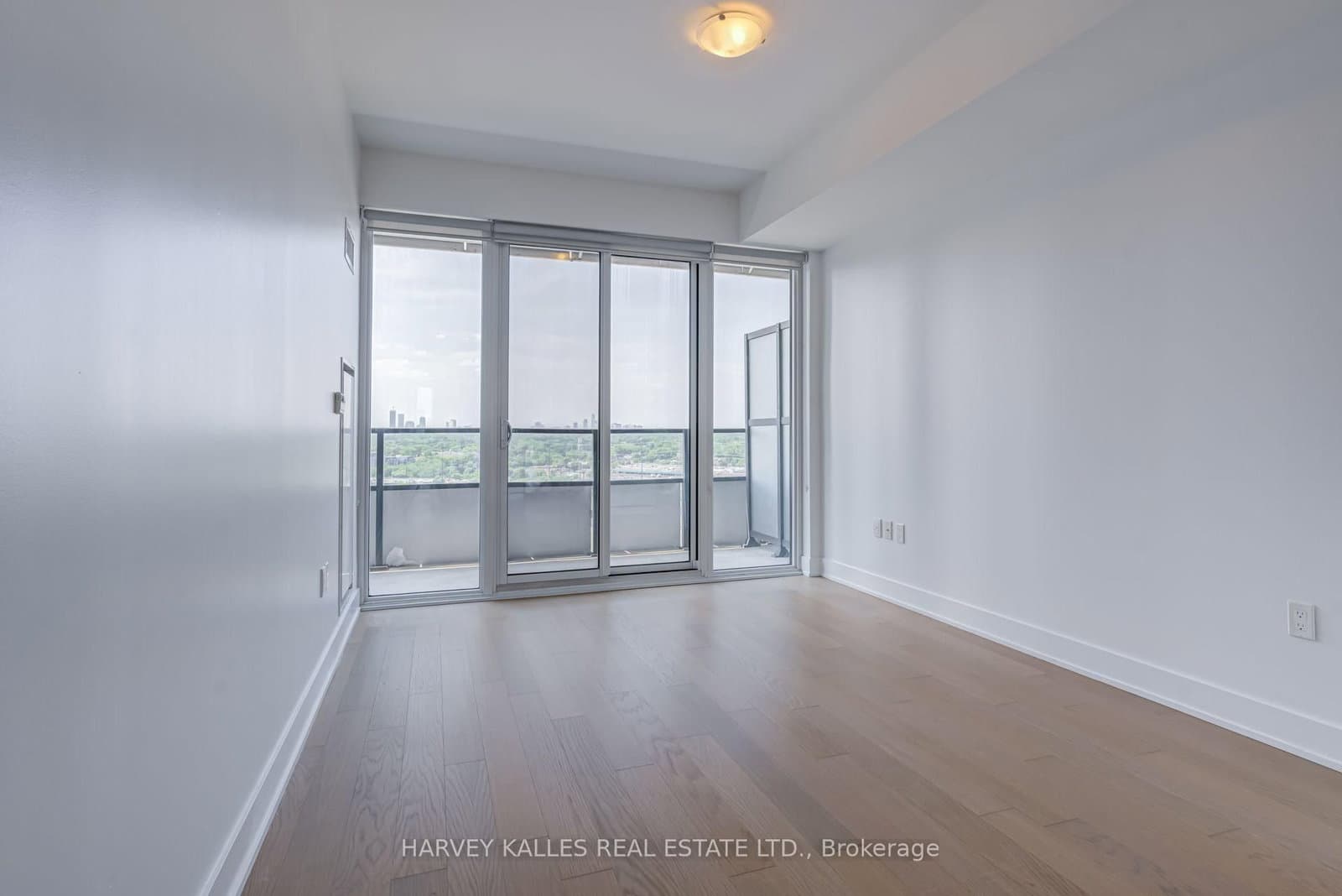 30 Shore Breeze Drive, Unit 1822 thumbnail 16