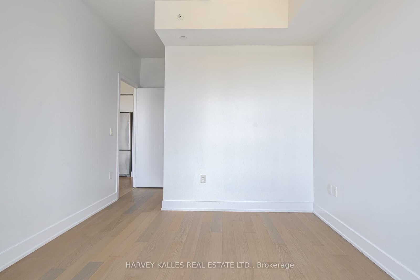 30 Shore Breeze Drive, Unit 1822 thumbnail 21