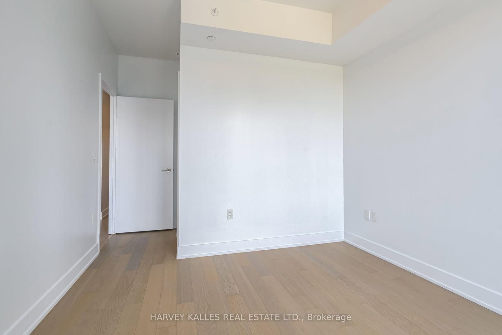 30 Shore Breeze Drive, Unit 1822 thumbnail 22