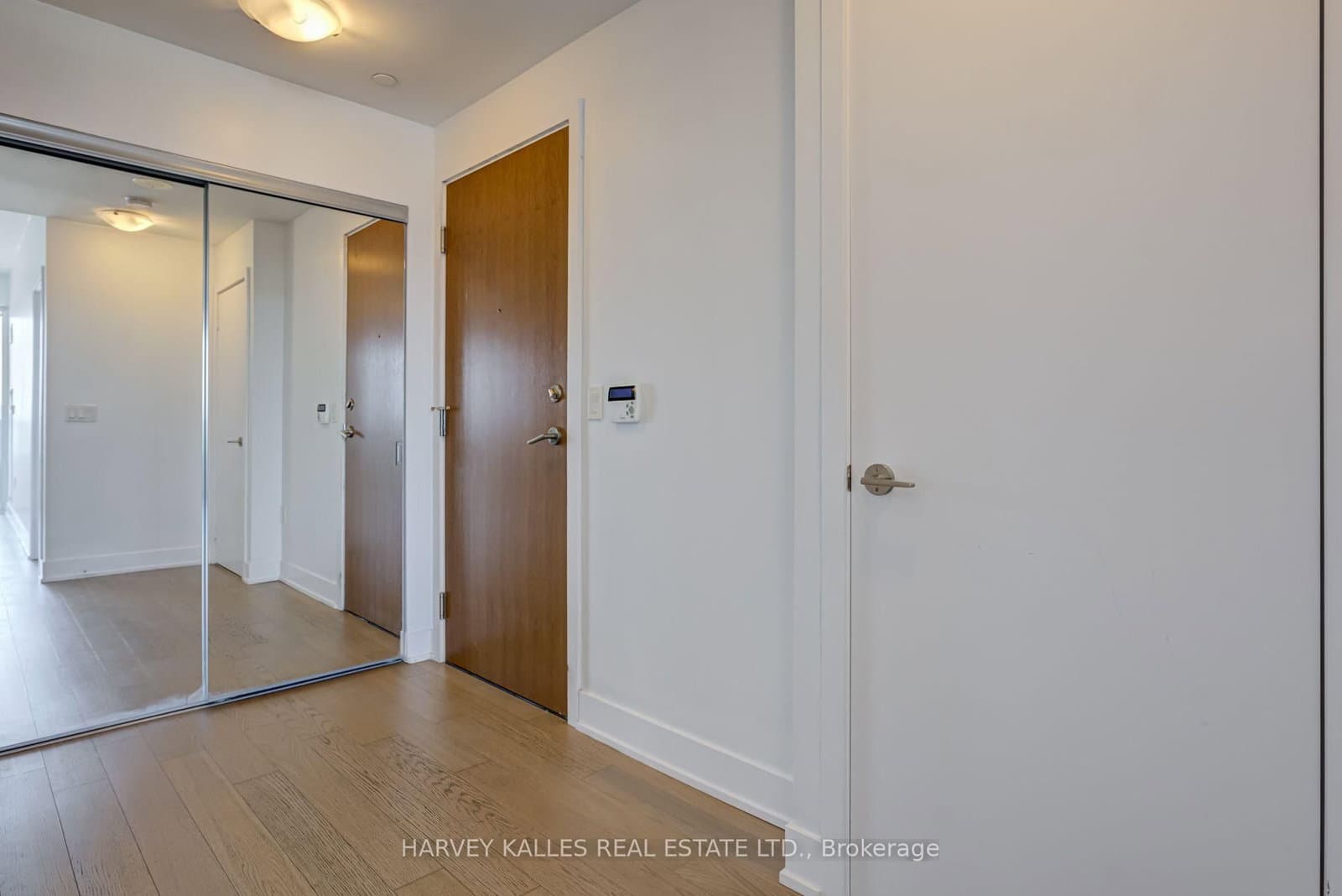 30 Shore Breeze Drive, Unit 1822 thumbnail 27