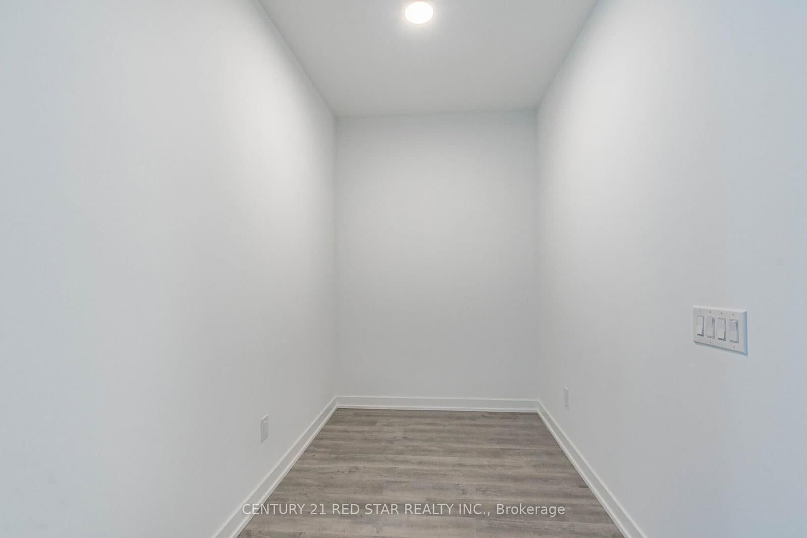 5105 Hurontario Street, Unit 422 thumbnail 26