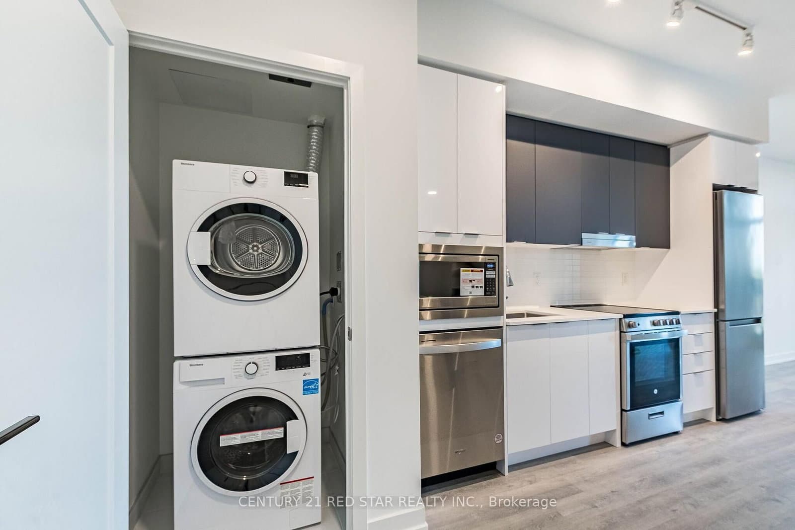 5105 Hurontario Street, Unit 422 thumbnail 36