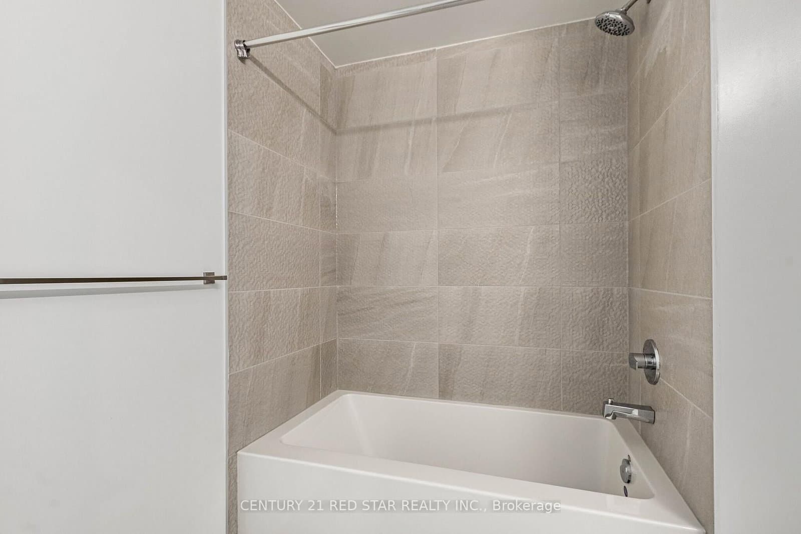 5105 Hurontario Street, Unit 422 thumbnail 38