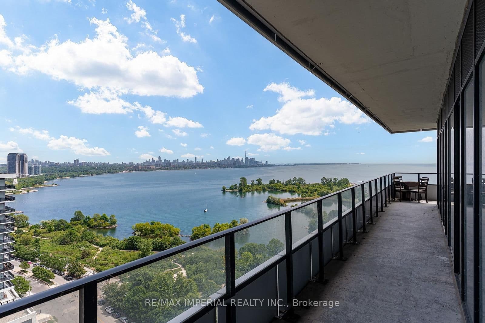 20 Shore Breeze Drive, Unit 2007 thumbnail 20