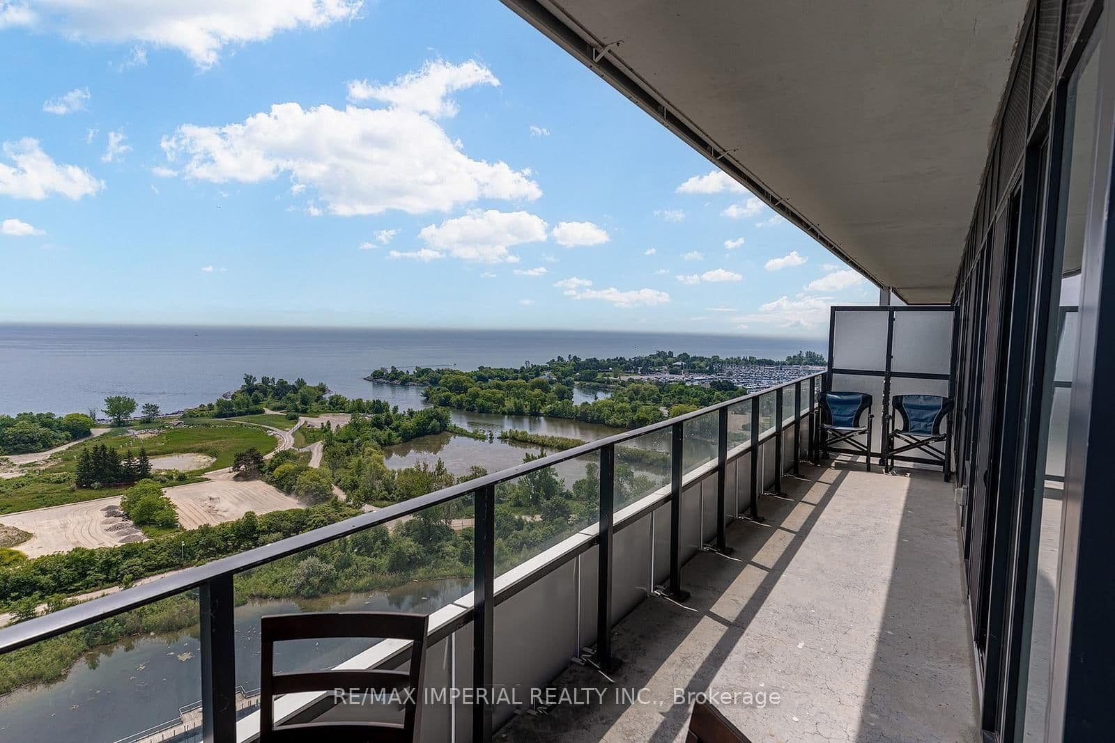 20 Shore Breeze Drive, Unit 2007 thumbnail 21