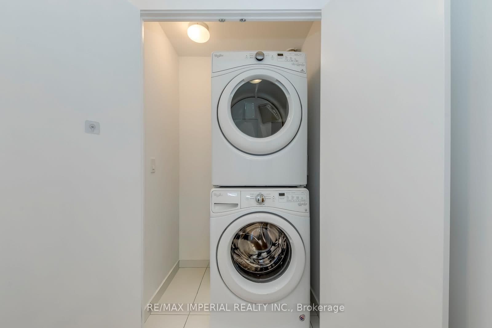 20 Shore Breeze Drive, Unit 2007 thumbnail 33
