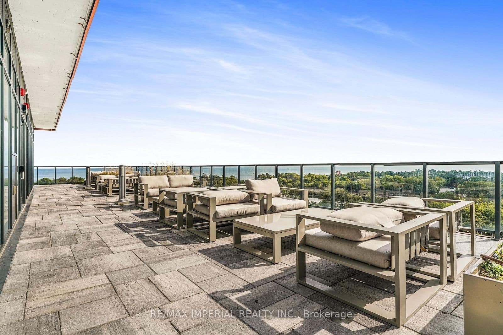 20 Shore Breeze Drive, Unit 2007 thumbnail 44