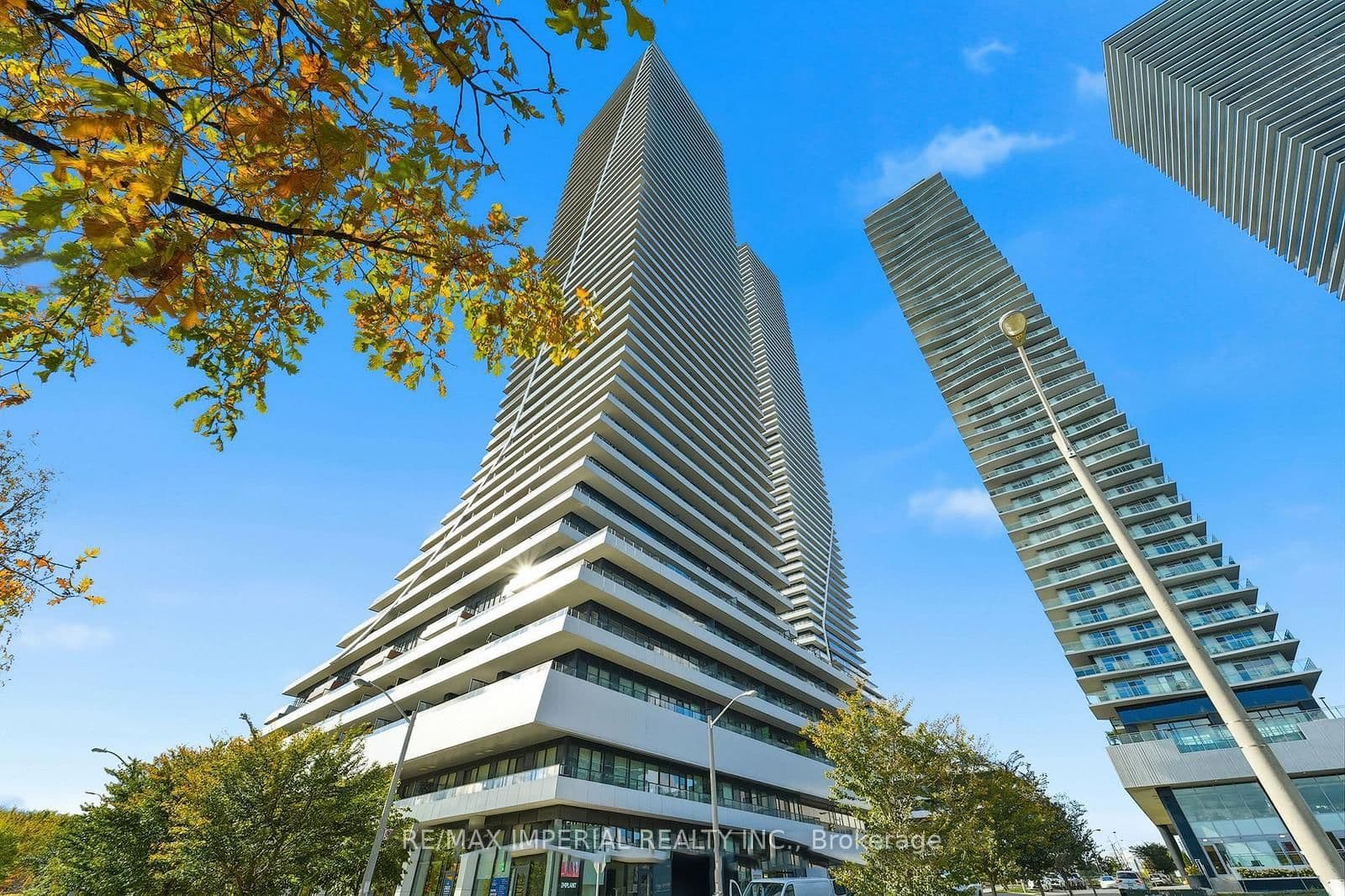 20 Shore Breeze Drive, Unit 2007 thumbnail 9