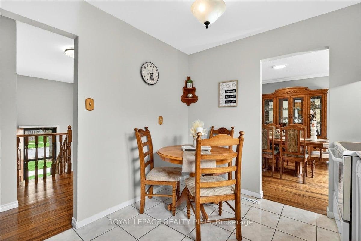 4452 Delaney Drive thumbnail 19