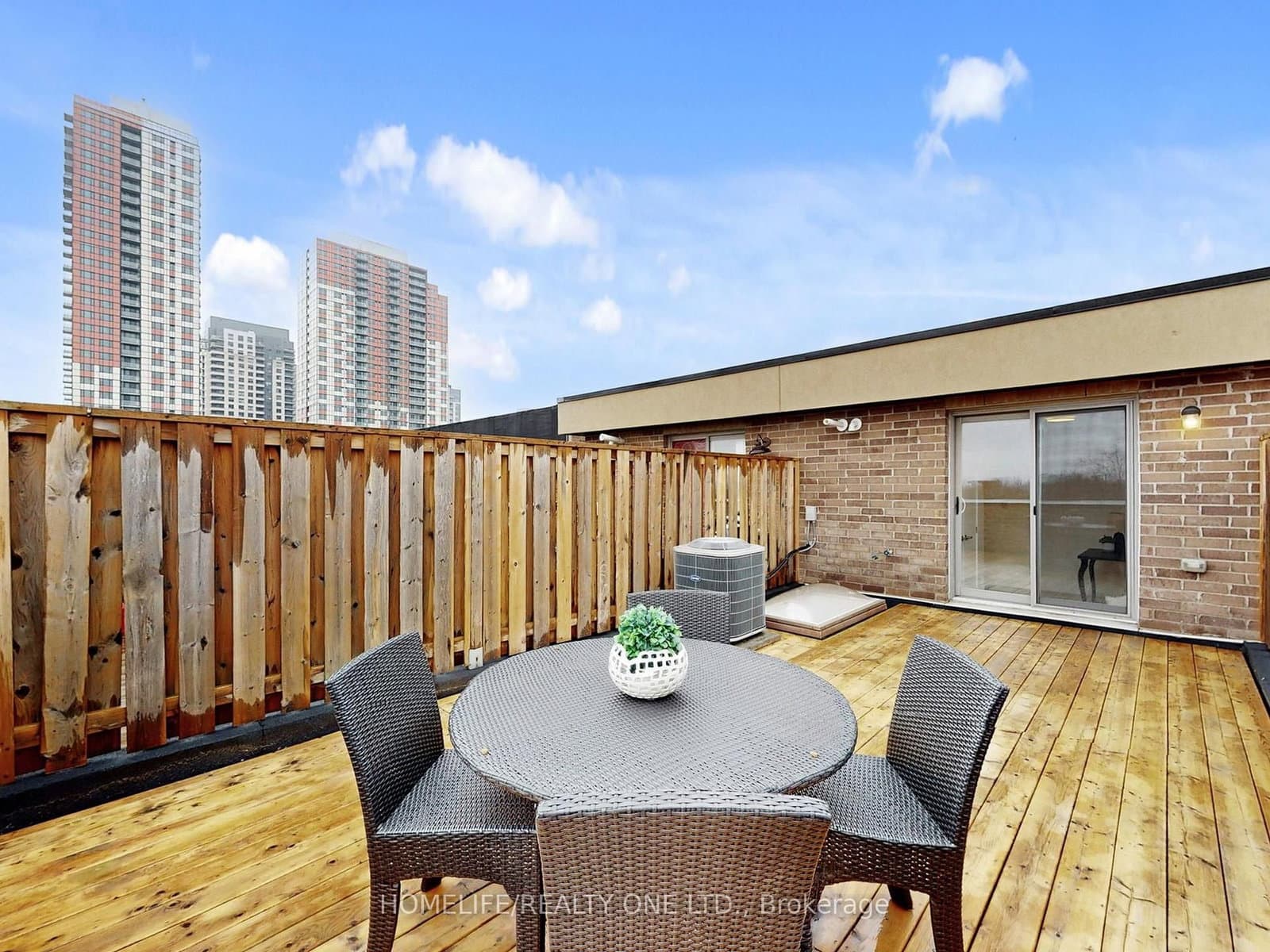 1076 Lansdowne Avenue thumbnail 34