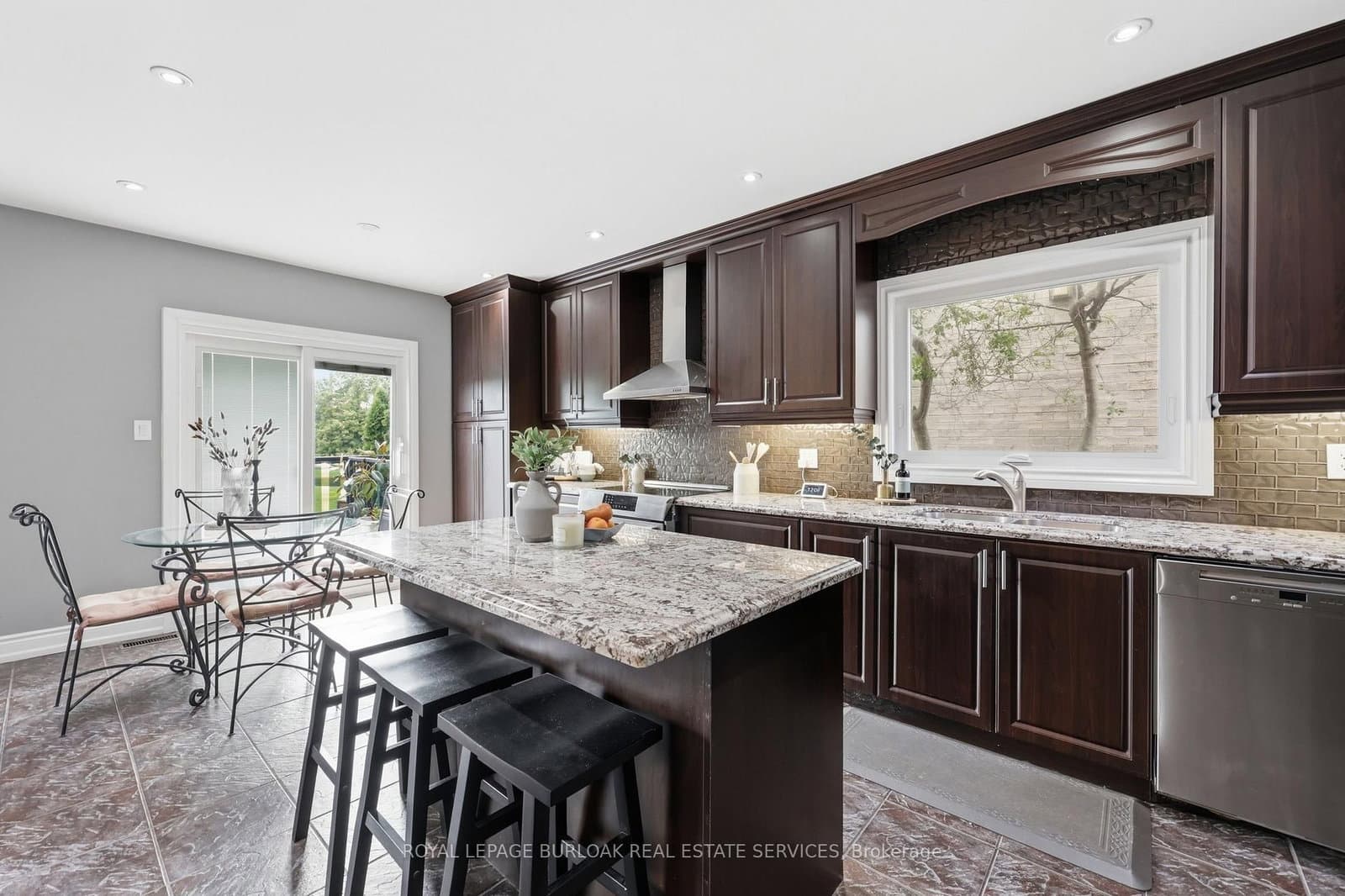 419 Parklane Road thumbnail 12