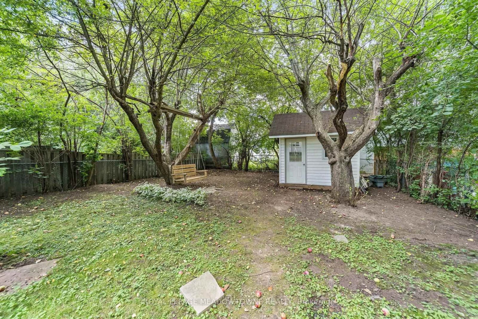 27 Royce Avenue thumbnail 29