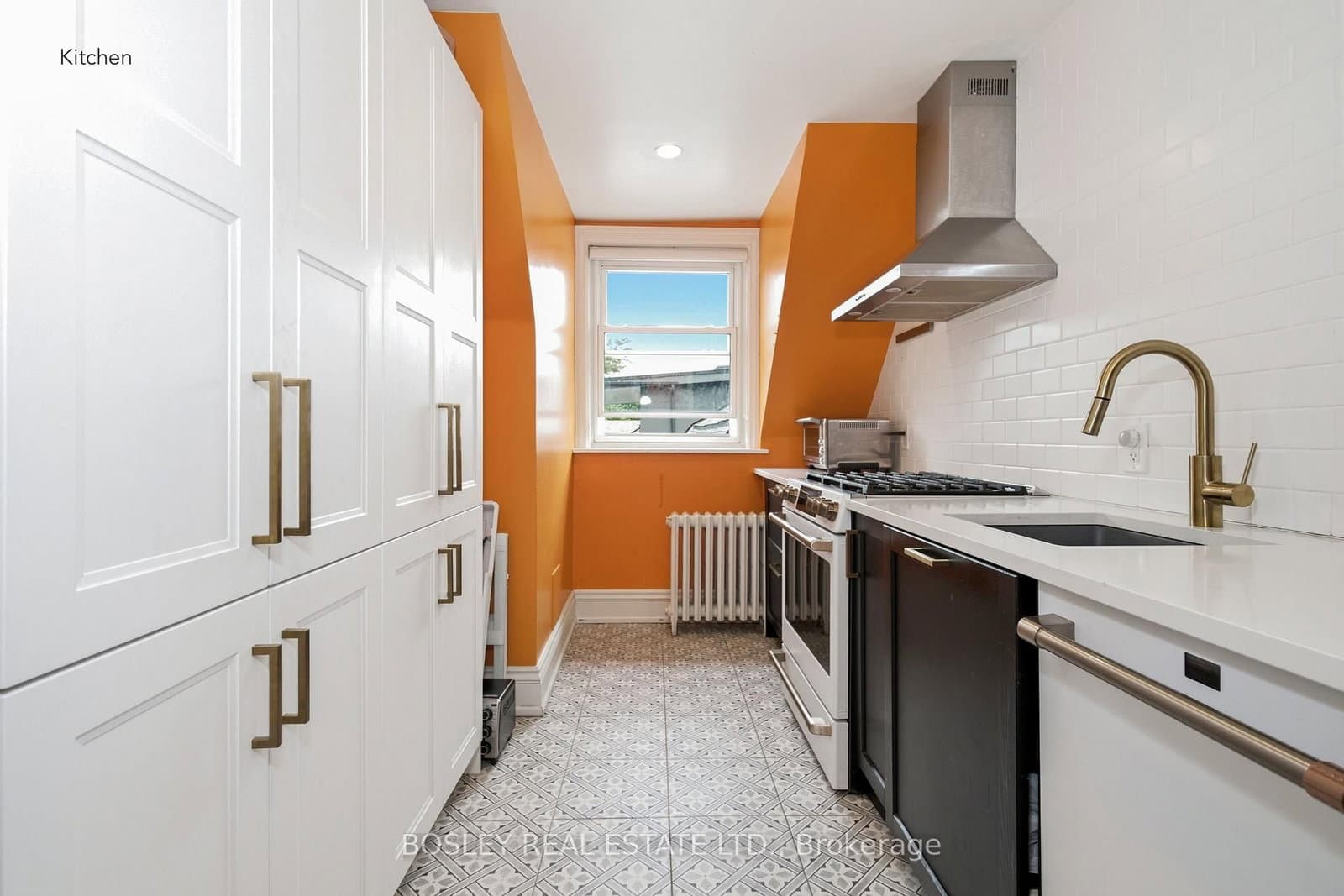 178 High Park Avenue, Unit Upper thumbnail 7