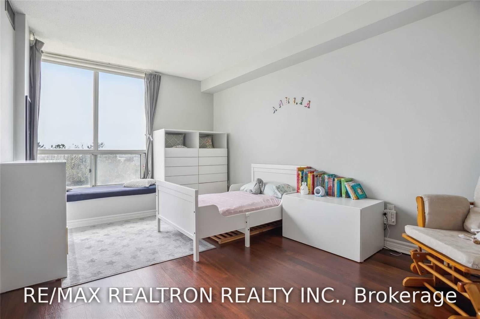 101 Subway Crescent, Unit 410 thumbnail 6
