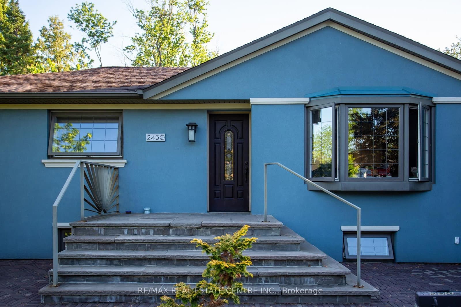 2450 Edenhurst Drive thumbnail 2