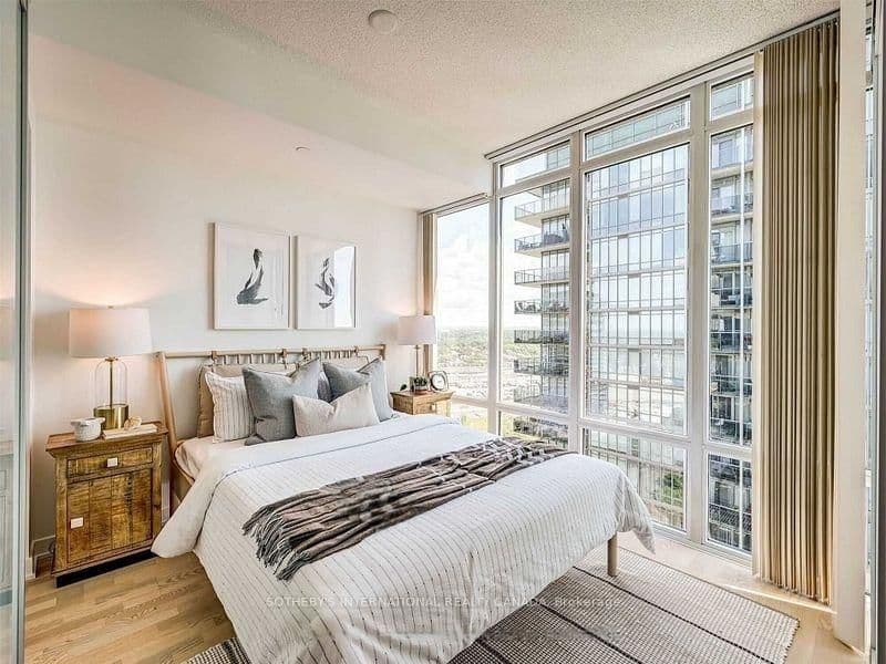 88 Park Lawn Road, Unit 2710 thumbnail 12