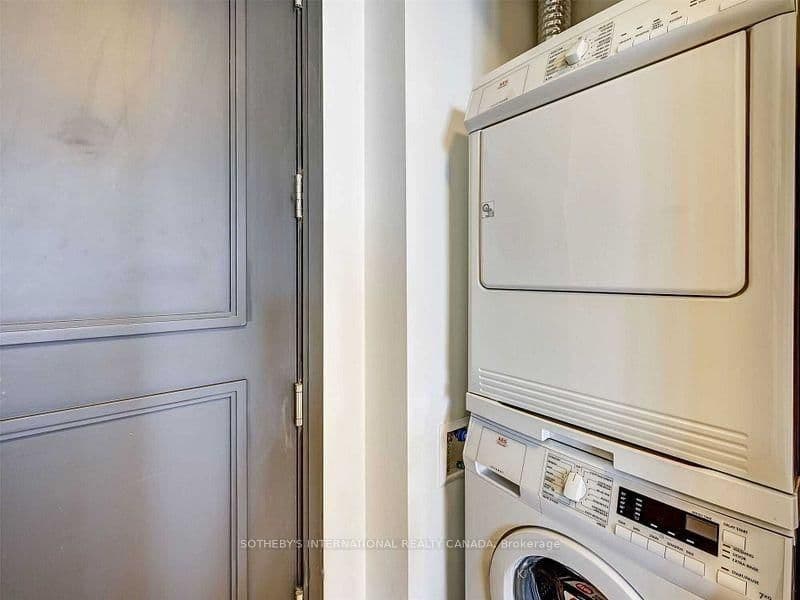 88 Park Lawn Road, Unit 2710 thumbnail 21