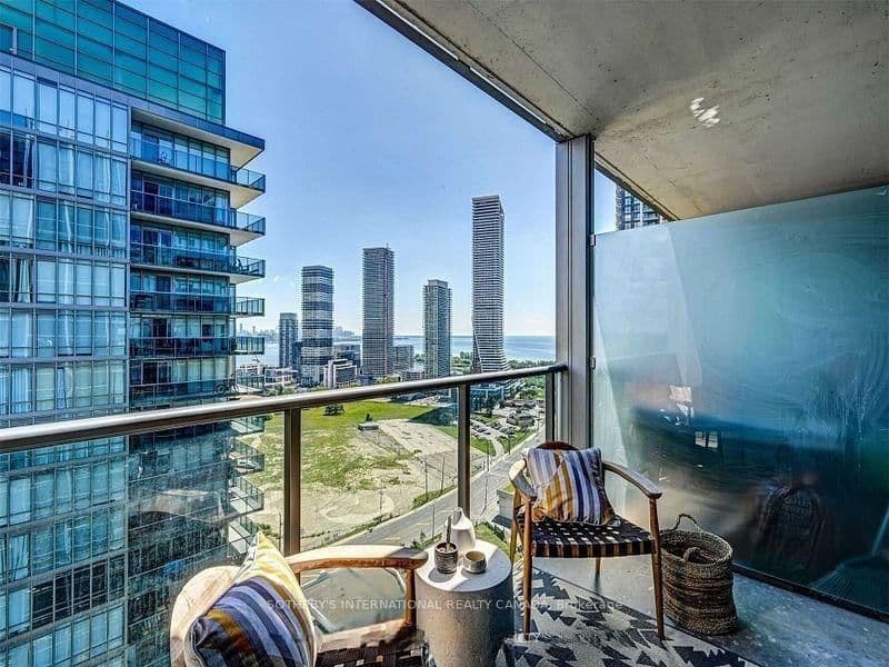 88 Park Lawn Road, Unit 2710 thumbnail 22