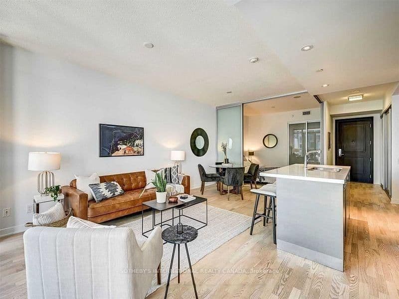 88 Park Lawn Road, Unit 2710 thumbnail 5