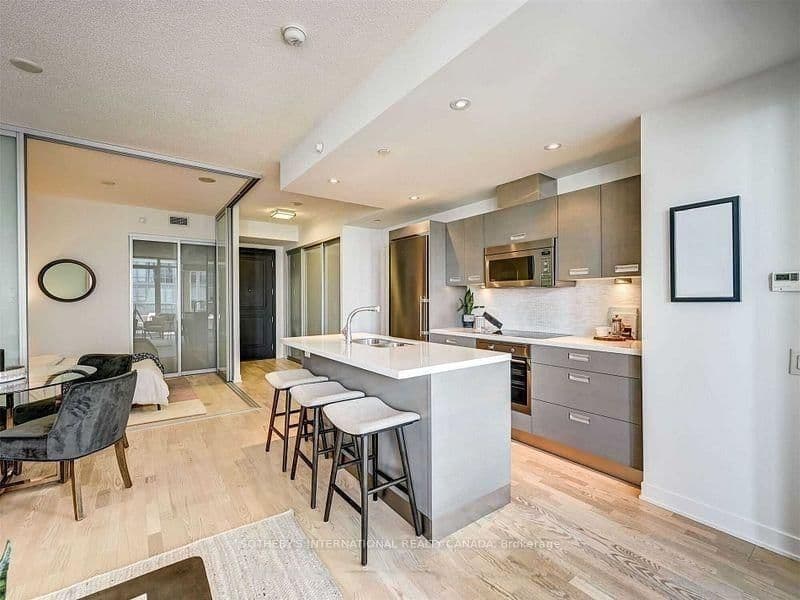 88 Park Lawn Road, Unit 2710 thumbnail 9